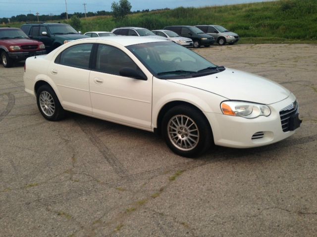 Chrysler Sebring 2004 photo 2