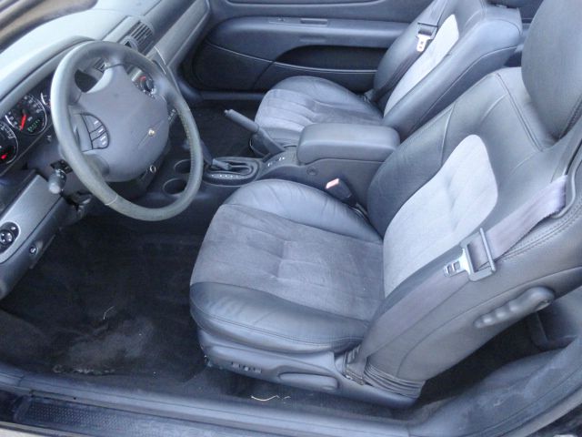 Chrysler Sebring 2004 photo 2