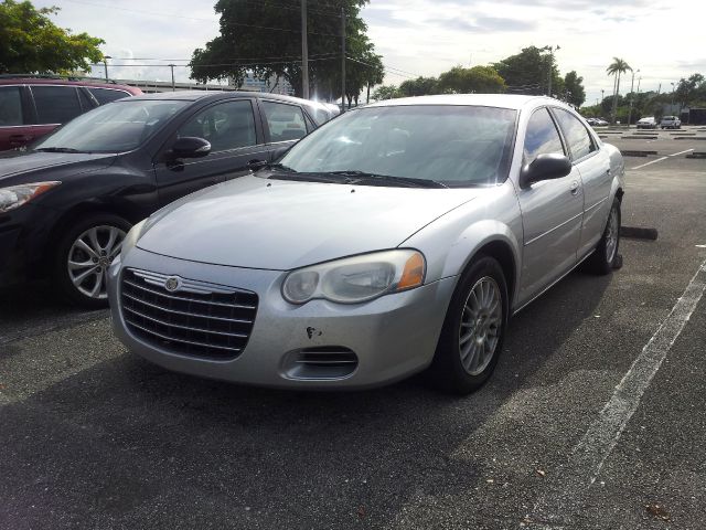 Chrysler Sebring 2004 photo 2