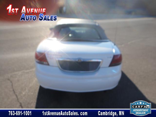 Chrysler Sebring 2004 photo 3