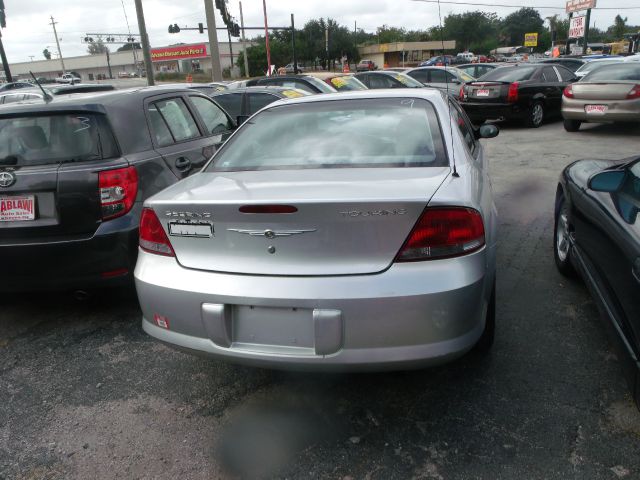 Chrysler Sebring 2004 photo 2