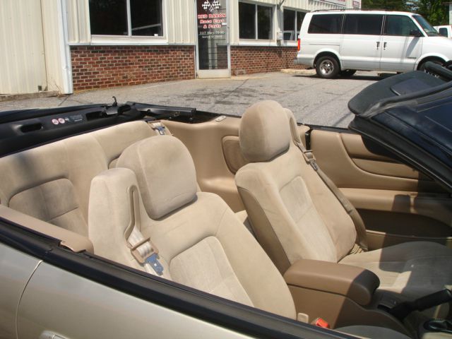 Chrysler Sebring 2004 photo 13