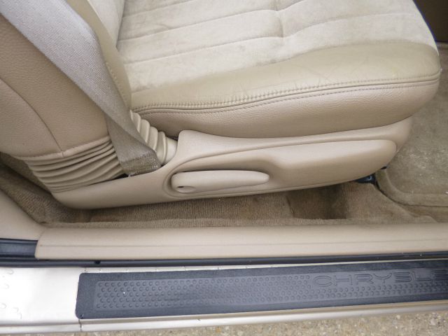 Chrysler Sebring 2004 photo 21