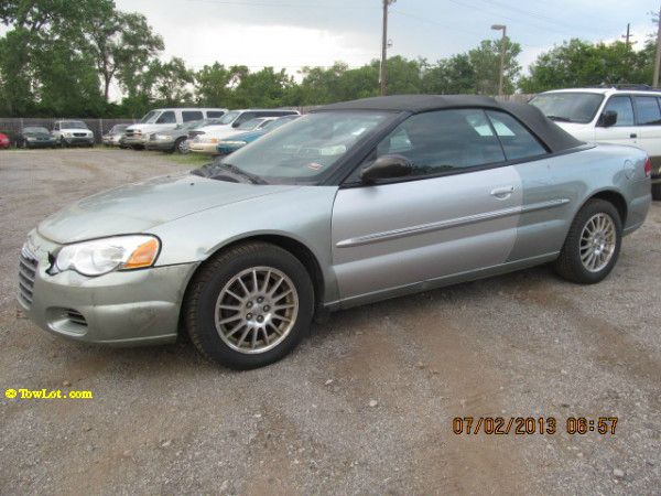 Chrysler Sebring 2004 photo 2