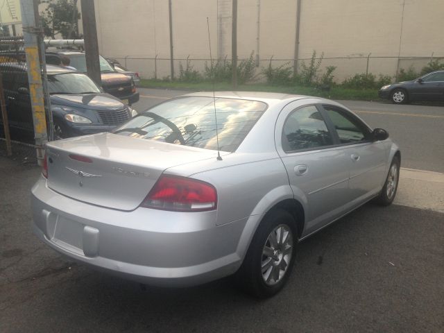 Chrysler Sebring 2004 photo 1