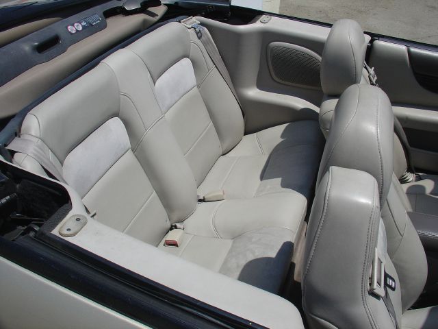 Chrysler Sebring 2004 photo 2