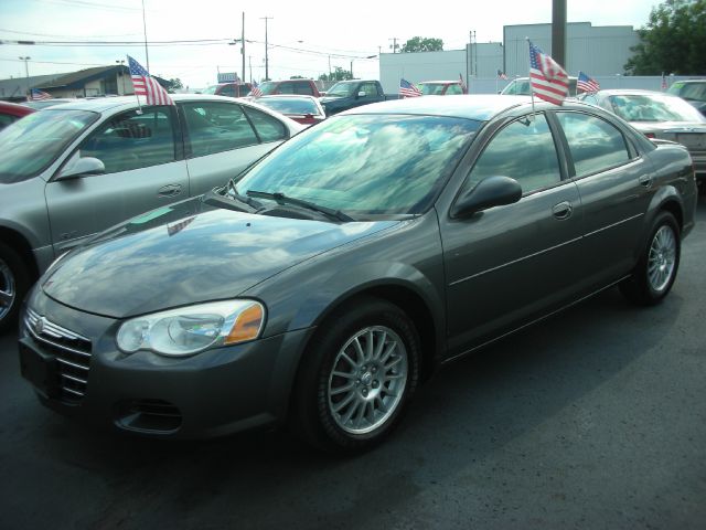 Chrysler Sebring 2004 photo 2