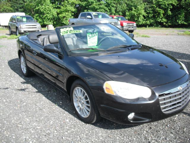 Chrysler Sebring 2004 photo 2