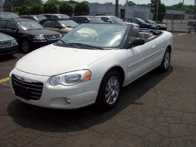 Chrysler Sebring 2004 photo 2