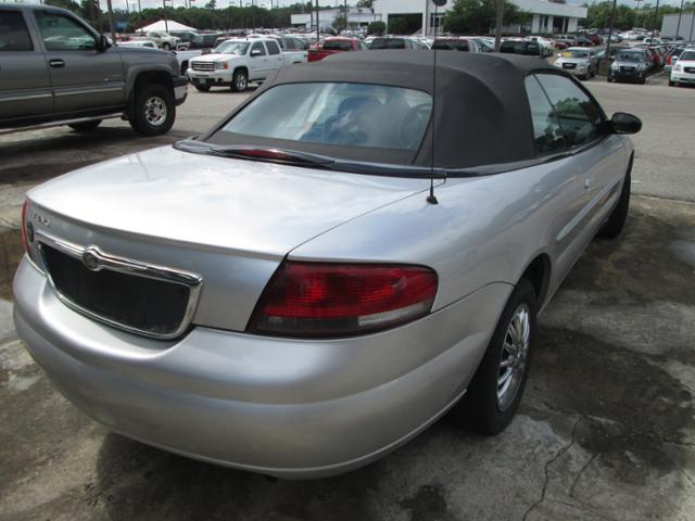 Chrysler Sebring 2004 photo 2