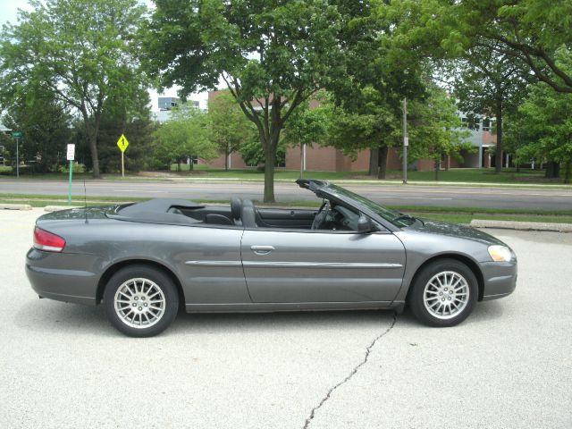 Chrysler Sebring 2004 photo 2