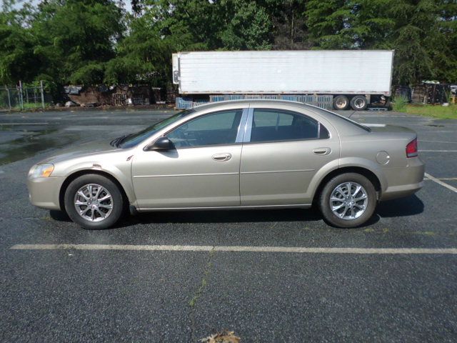 Chrysler Sebring 2004 photo 2