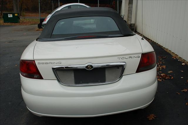 Chrysler Sebring 2004 photo 2