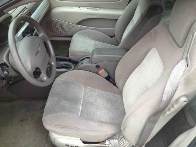 Chrysler Sebring 2005 photo 2