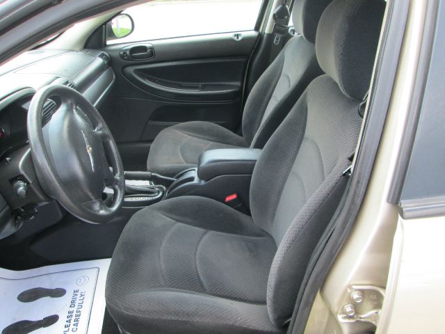 Chrysler Sebring 2005 photo 2