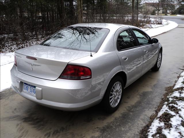 Chrysler Sebring 2005 photo 2