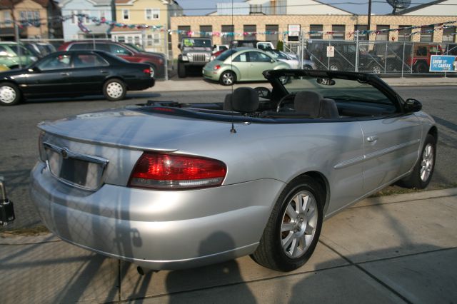 Chrysler Sebring 2005 photo 2