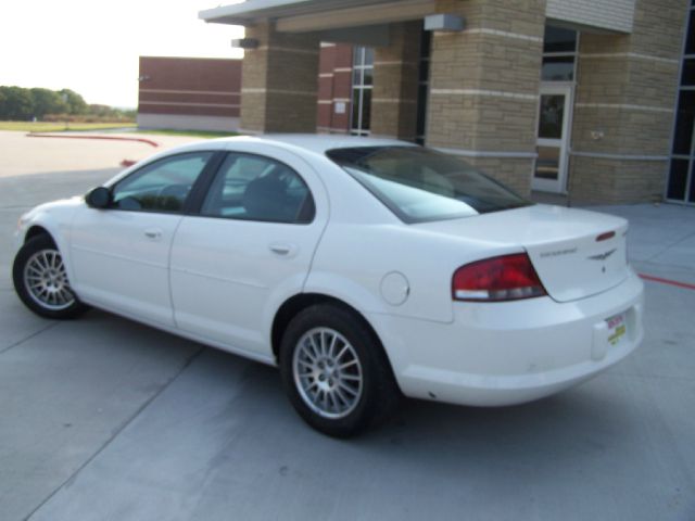 Chrysler Sebring 2005 photo 2