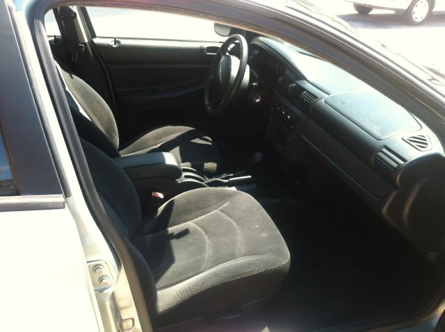 Chrysler Sebring 2005 photo 2