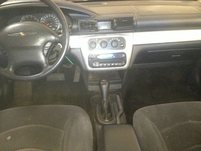 Chrysler Sebring 2006 photo 2