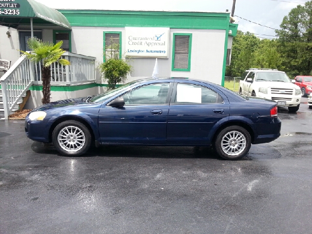 Chrysler Sebring Ext Cab 125.9 WB Sedan