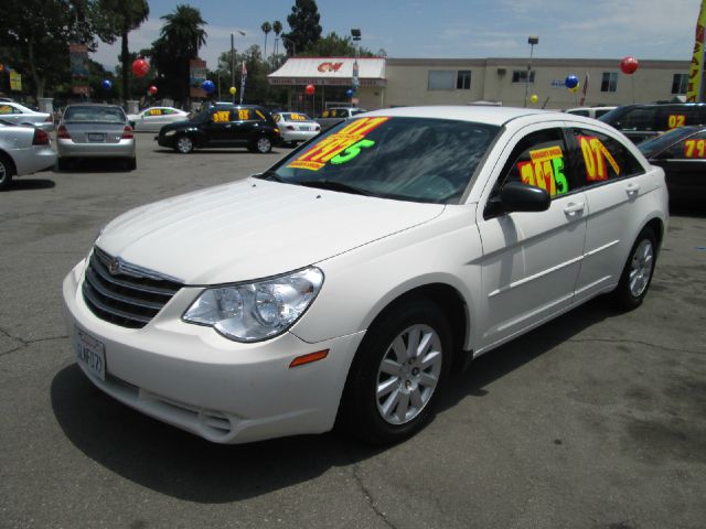 Chrysler Sebring Base Sedan