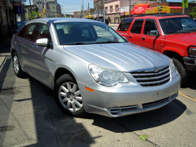 Chrysler Sebring Base Sedan