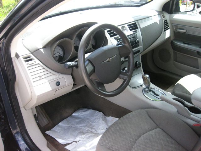 Chrysler Sebring Base Sedan