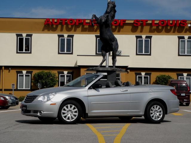 Chrysler Sebring W/ Navigation Convertible