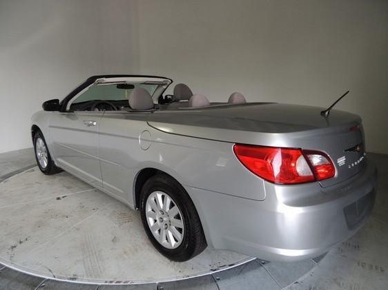 Chrysler Sebring 2008 photo 2