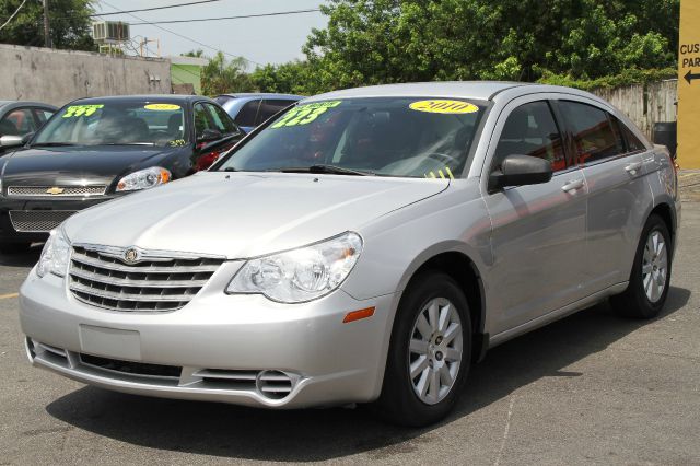 Chrysler Sebring 2010 photo 2