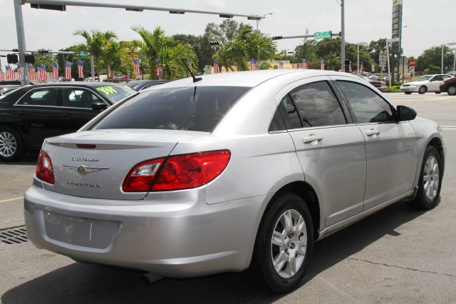 Chrysler Sebring 2010 photo 4