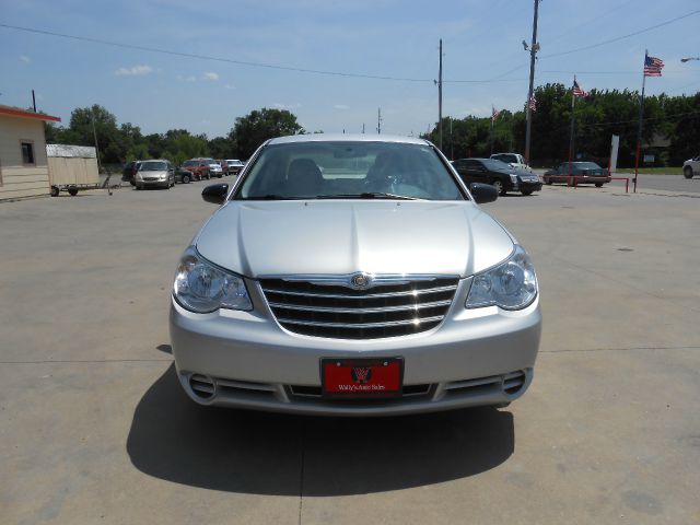 Chrysler Sebring 2010 photo 2