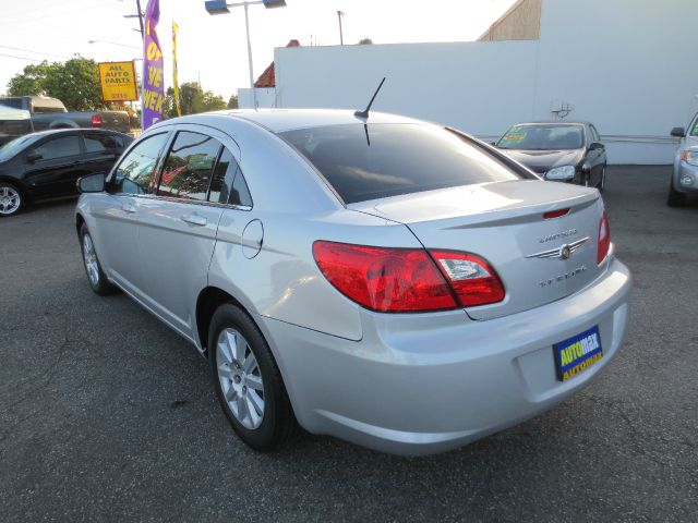 Chrysler Sebring 2010 photo 12