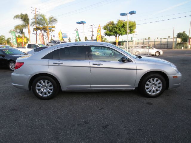 Chrysler Sebring 2010 photo 8