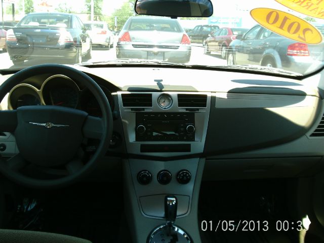 Chrysler Sebring 2010 photo 3