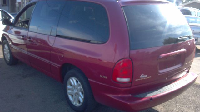 Chrysler Town and Country H6 L.L. Bean MiniVan