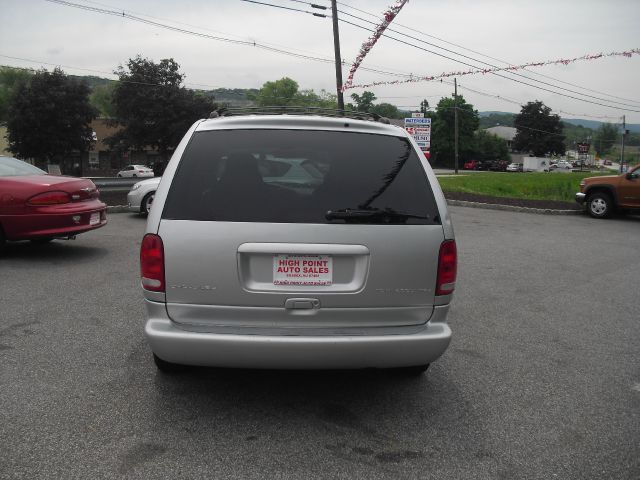 Chrysler Town and Country 2000 photo 9