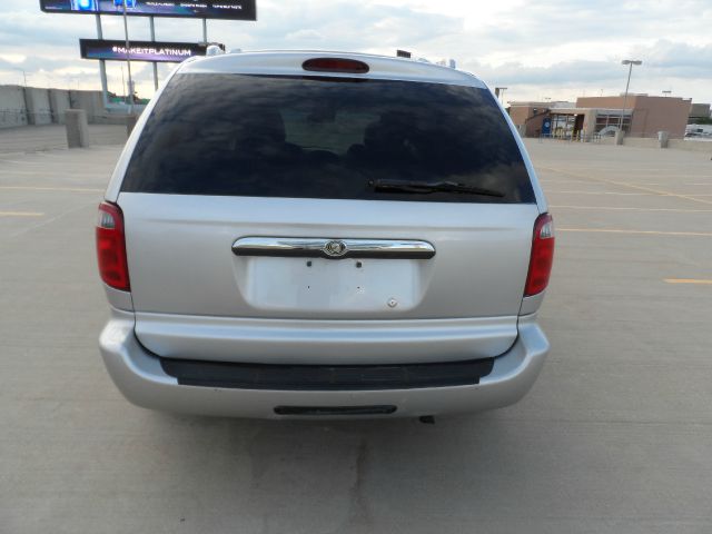 Chrysler Town and Country 3.0 Avant Quattro MiniVan