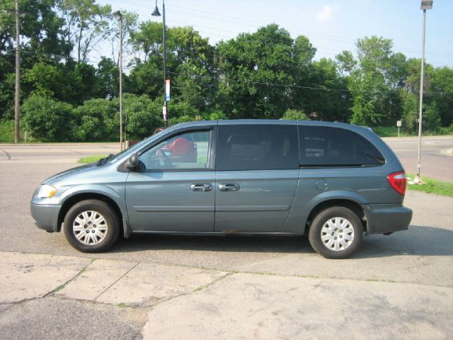 Chrysler Town and Country Elk Conversion Van MiniVan