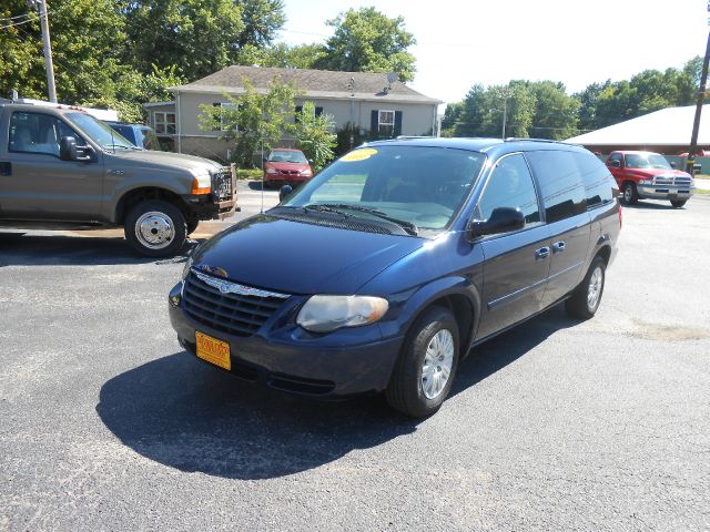 Chrysler Town and Country Elk Conversion Van MiniVan