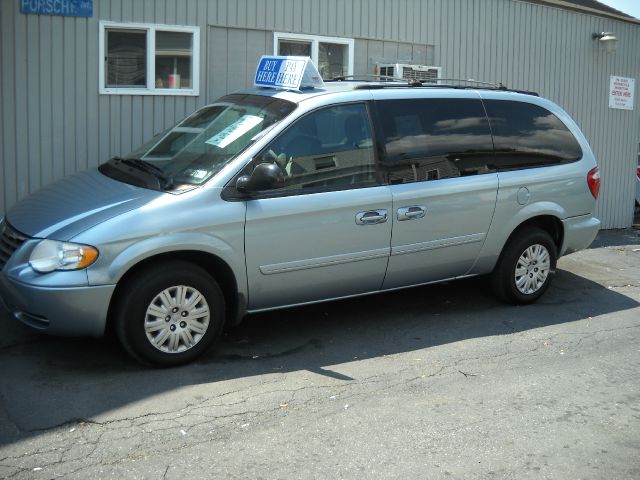 Chrysler Town and Country Elk Conversion Van MiniVan