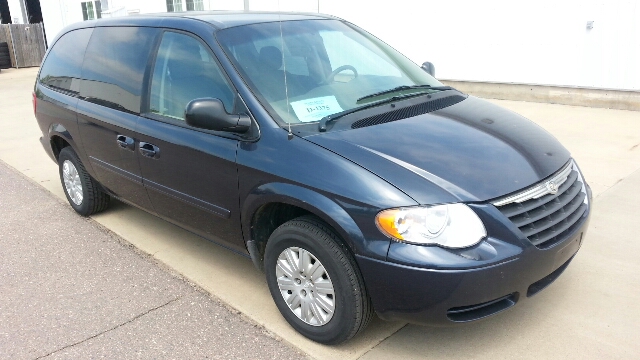 Chrysler Town and Country Elk Conversion Van MiniVan