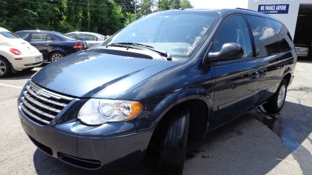 Chrysler Town and Country Elk Conversion Van MiniVan