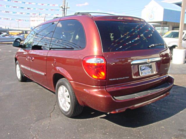 Chrysler Town and Country 3.5 MiniVan