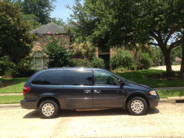 Chrysler Town and Country Elk Conversion Van MiniVan