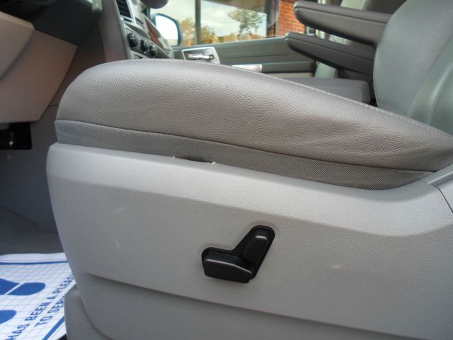 Chrysler Town and Country 2008 photo 26