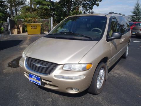 Chrysler Town and Country S Sedan Under FULL Factory Warranty Other