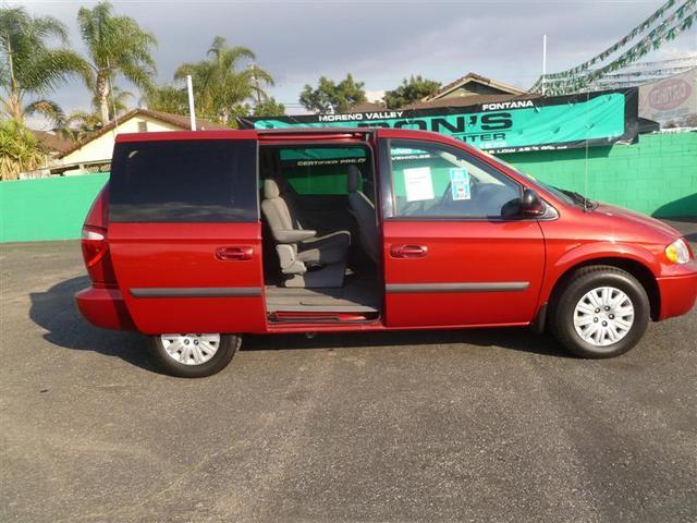 Chrysler Town and Country XLT Sport 4.6L 2WD MiniVan