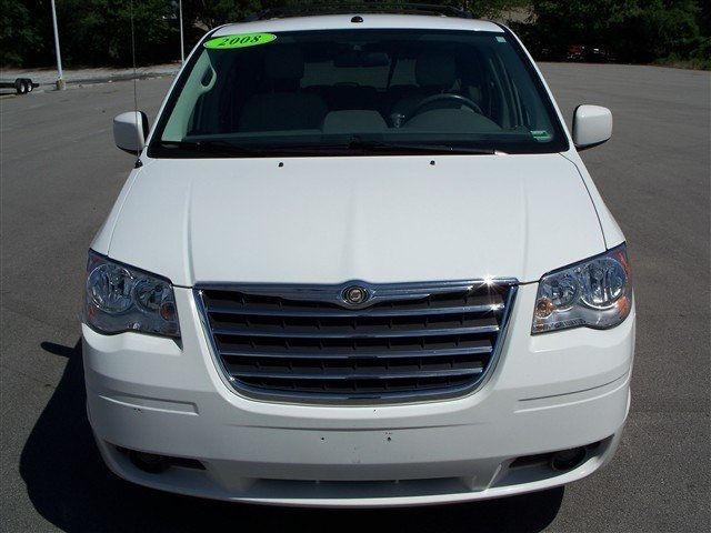 Chrysler Town and Country 3.5 MiniVan